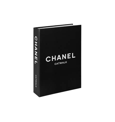 Livro caixa chanel catwalk P 